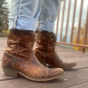 Vintage Dingo boots